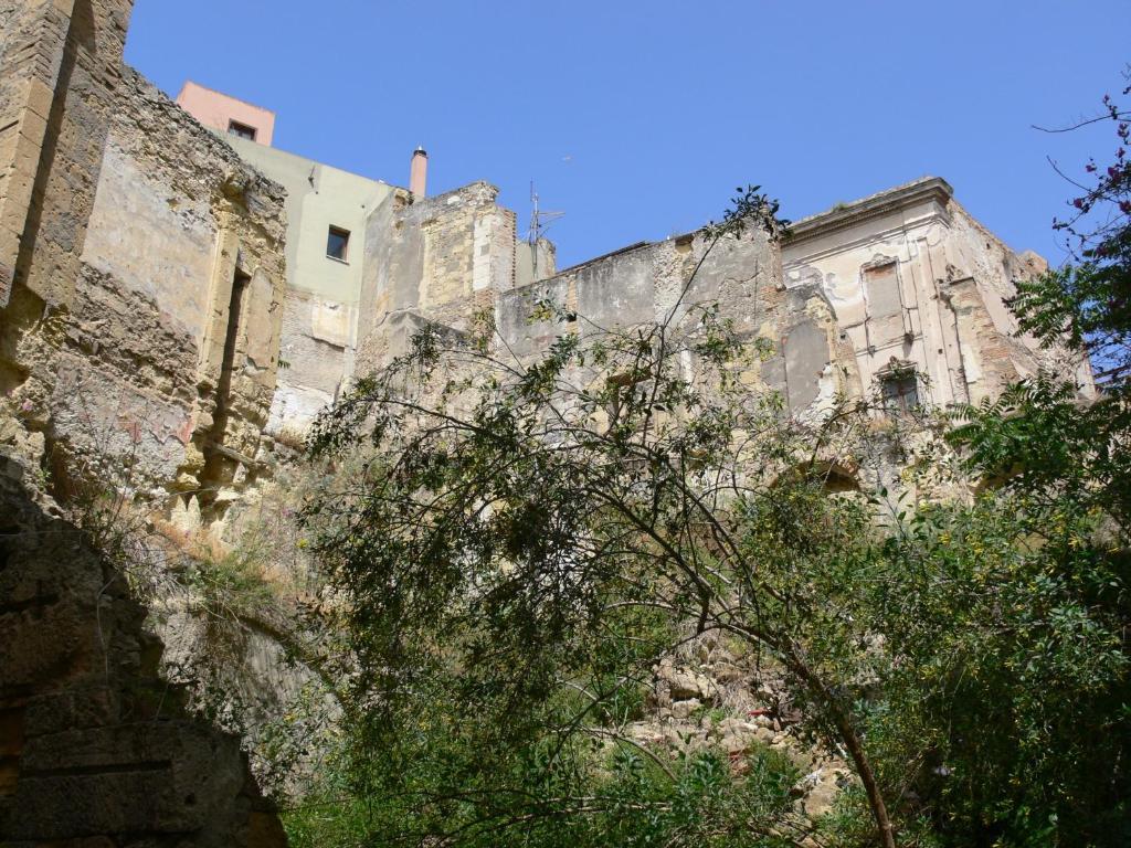 L'Antica Torre Caralis Holiday Cagliari Exterior photo